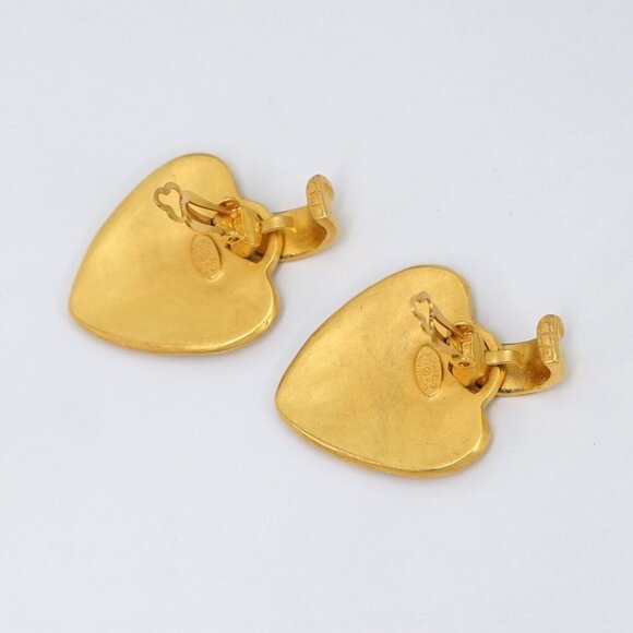 CHANEL CC Logos Heart Dangle Clip-On Earrings Gold Tone 95P Auth - Picture 4 of 6